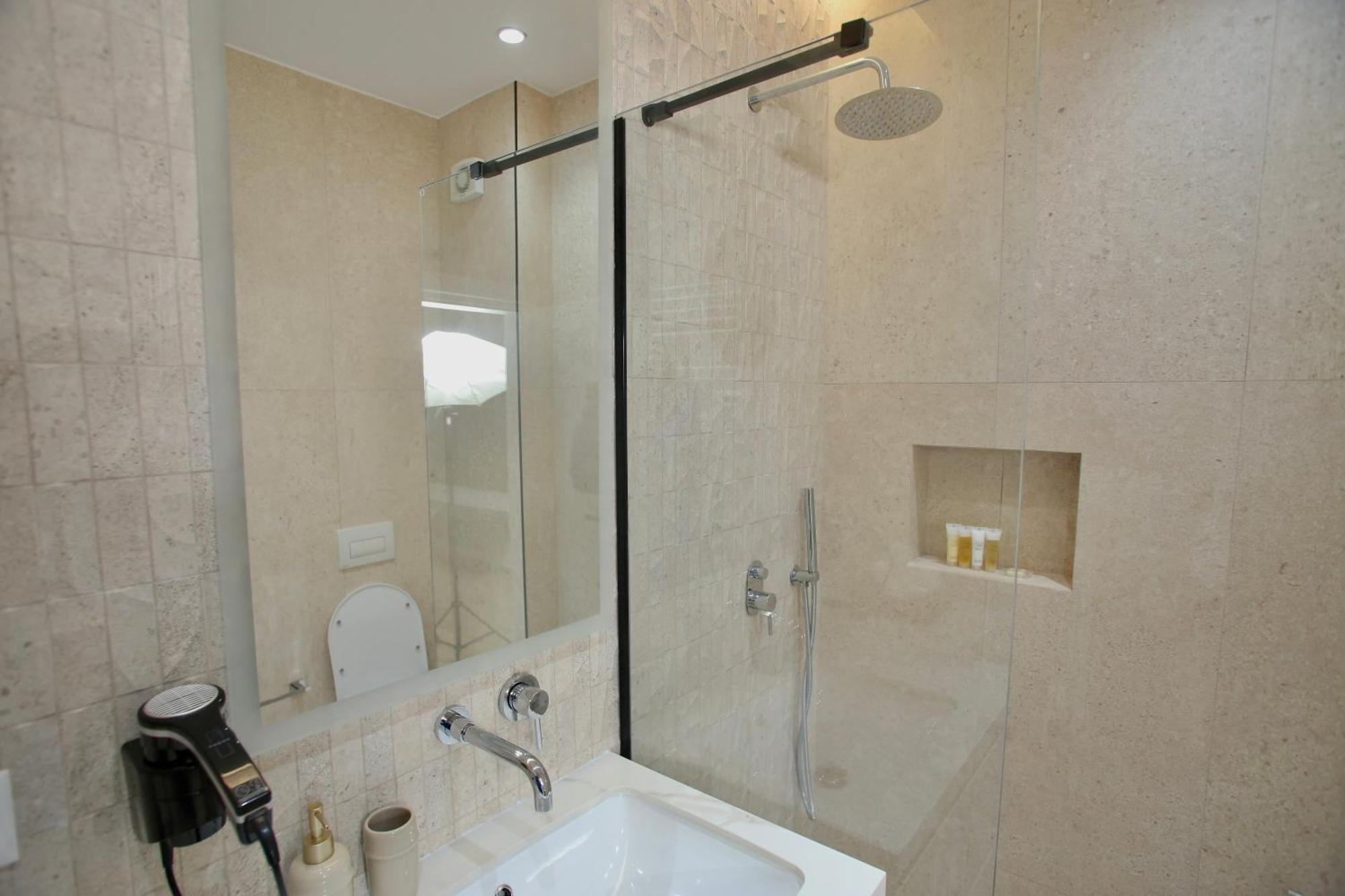 Luxurious Dreamy Seaview Apartment Durrës 外观 照片