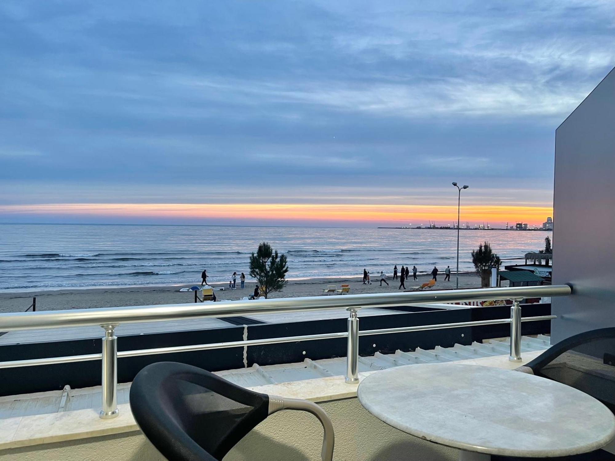Luxurious Dreamy Seaview Apartment Durrës 外观 照片